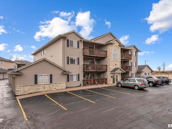 3211 S 16th Ave UNIT 301, Eldridge, IA 52748