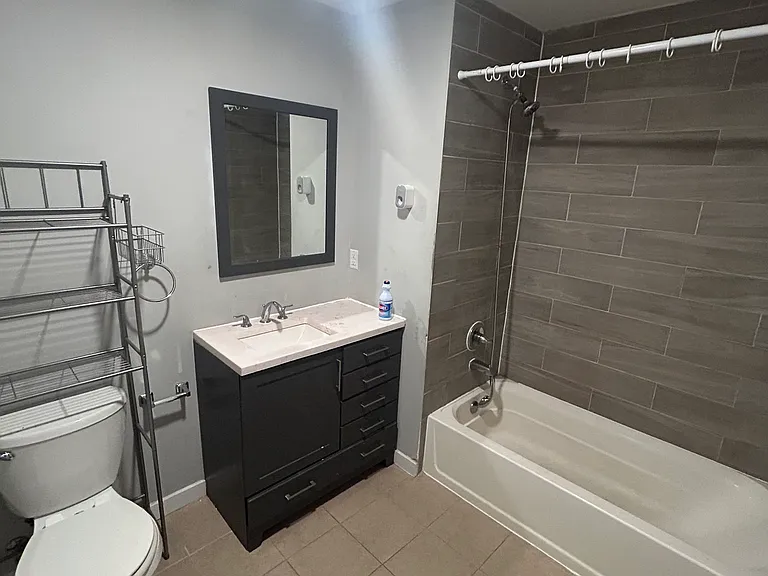 113-115 12th Ave #206 — Photo 8