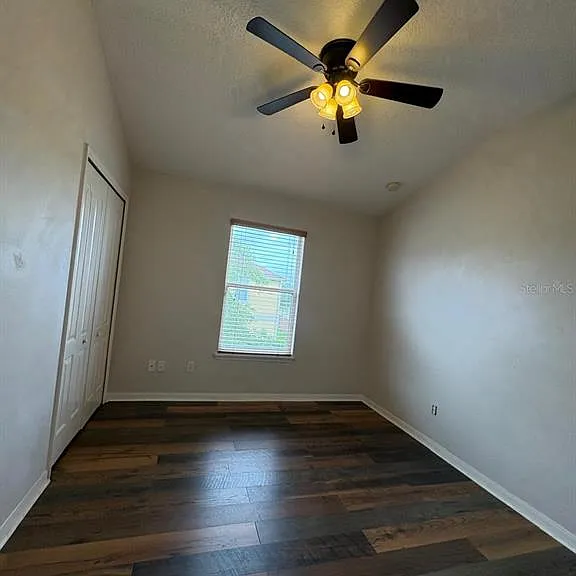 10907 Derringer Dr — Photo 21