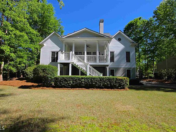 3rd image of 295 Tarragon Dr