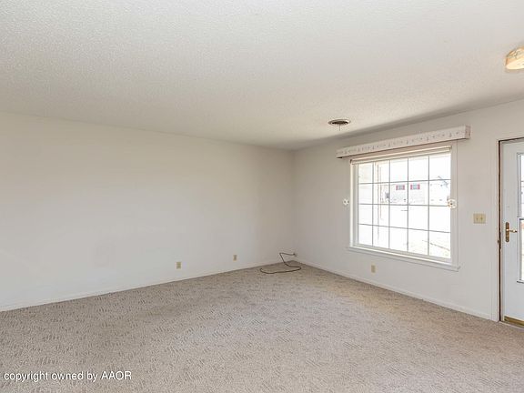 5th image of 7119 Vinewood St