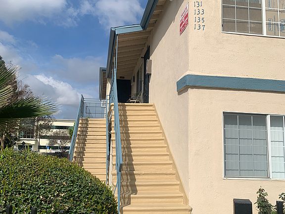 3rd image of 131-137 N Vecino Dr