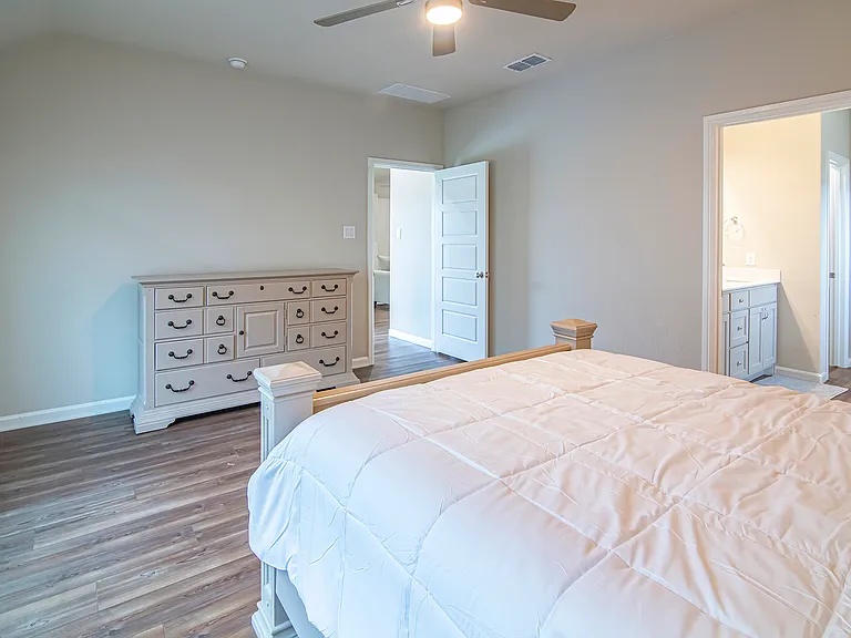 4718 Buttonbush Dr — Photo 3