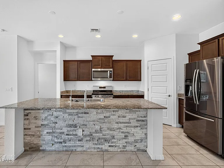 293 W Salali Trl — Photo 6
