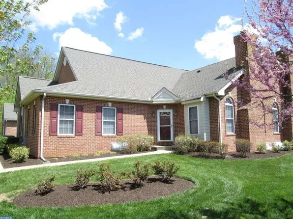 68 Lynthwaite Farm Rd, Wilmington, DE 19803