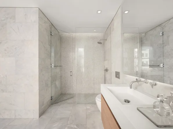 49 Chambers Street image 15 of 27