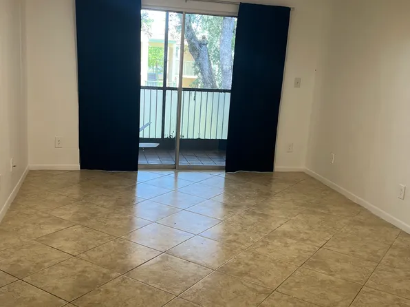4277 NW 89th Ave APT 203, Pompano Beach, FL 33065