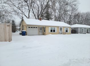 1843 Alaska St, Oshkosh, WI 54902