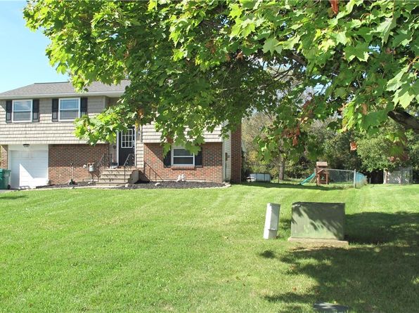 Additional property image - 6555 Royal Pkwy N, Lockport, NY 14094