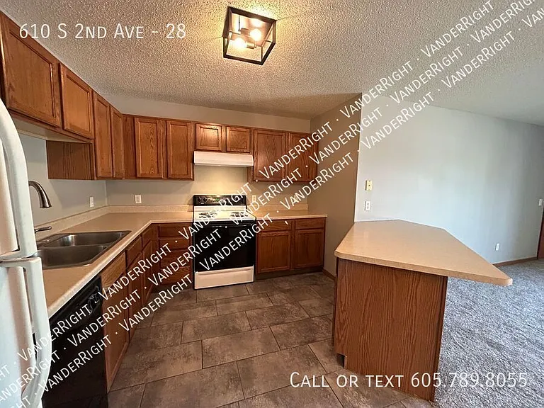610 S 2nd Ave #28 — Photo 8