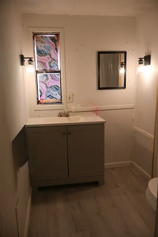 2 bed, 1.0 bath, 850 sqft, $850 — Photo 3