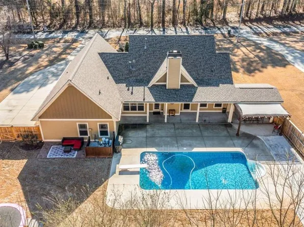 30 W Macedonia Church Rd, Oxford, GA 30054