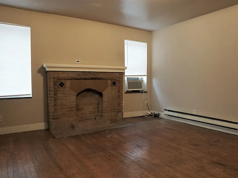 3400 N Robinson Ave — Photo 10