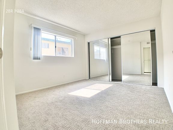 4th image of 3617 Watseka Ave #104