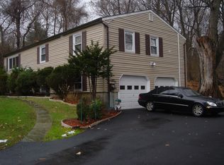 7 Trolley Pl, Norwalk, CT 06853