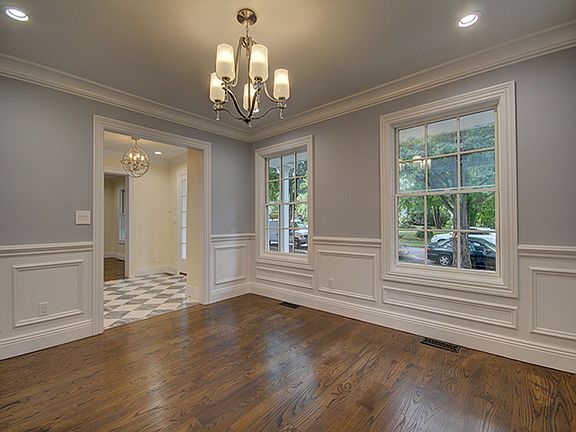4th image of 35 Nassau Dr
