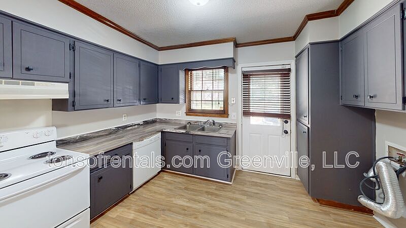 1st image of 166 Hidden Hill Rd