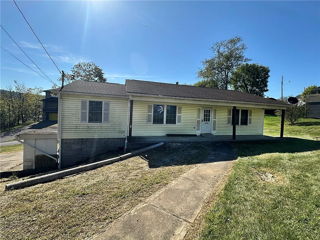 100 Belmont Ave photo 1