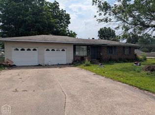 100 N Magnolia Dr, Trumann, AR 72472