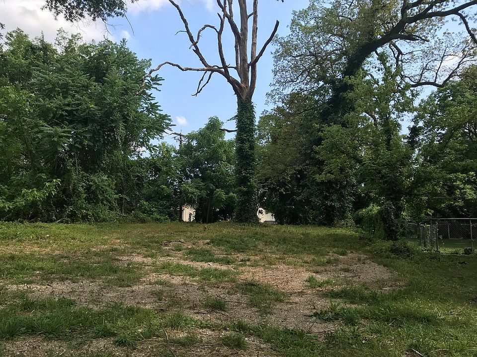 2nd image of 705 Winston Ave