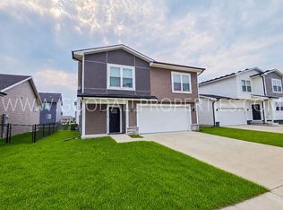 610 NE Hunter Dr, Ankeny, IA 50021
