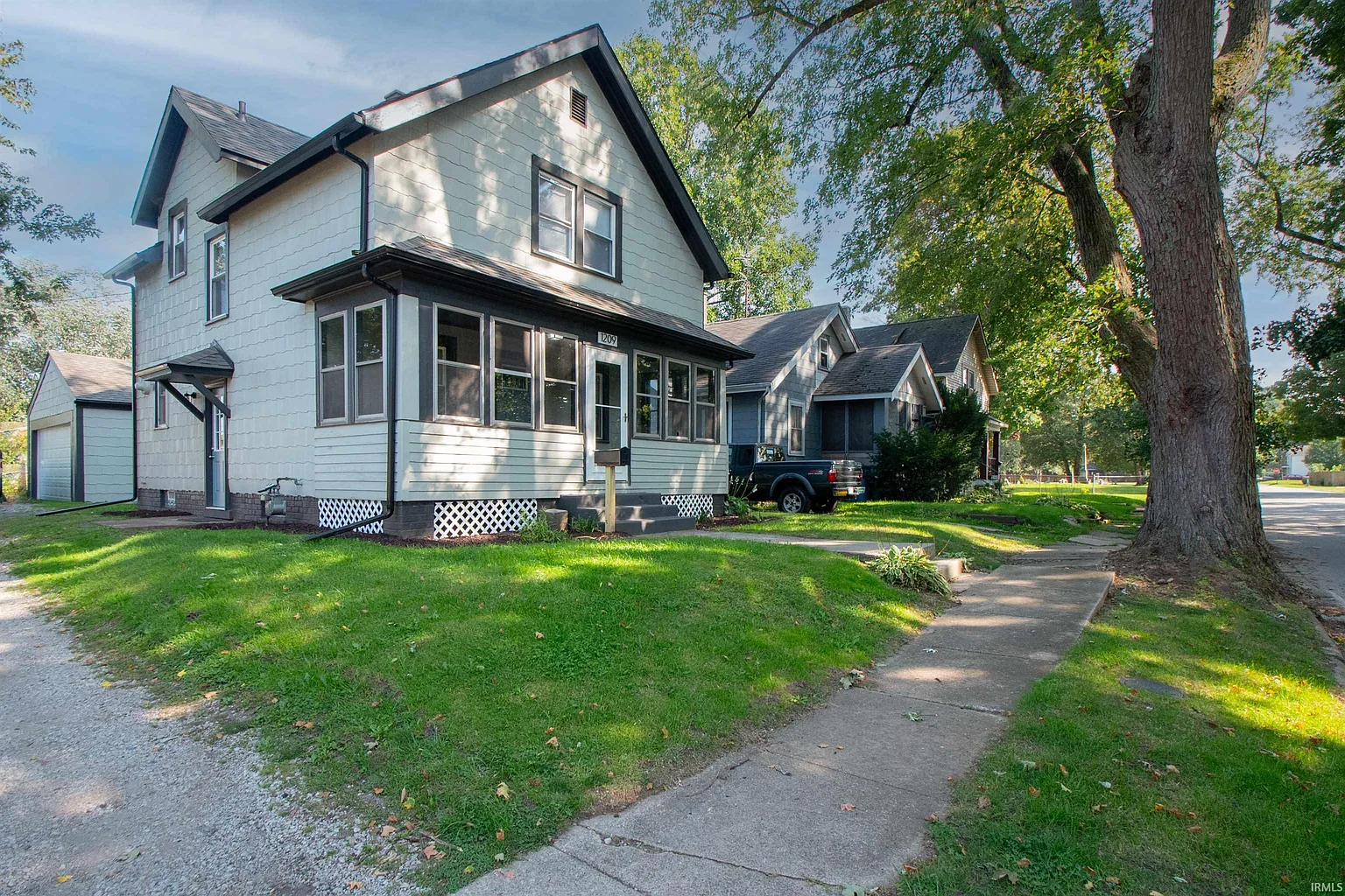 1209 Rumely St photo 1