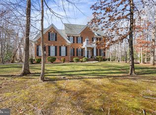 8809 General Couchs Ct, Fredericksburg, VA 22407