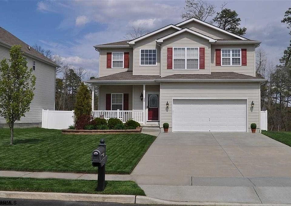1st image of 324 Meadows Dr
