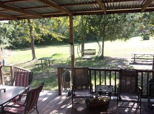 132 Wood Farm Estates Rd, Huntsville, TX 77320