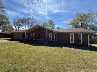 108 Tecumseh Trl, Jacksonville, AR 72076