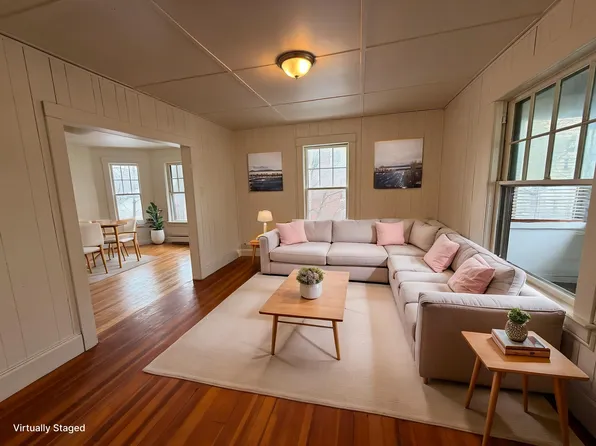 80 Central St, Brattleboro, VT 05301