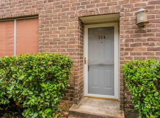 830 Threadneedle St APT 234, Houston, TX 77079