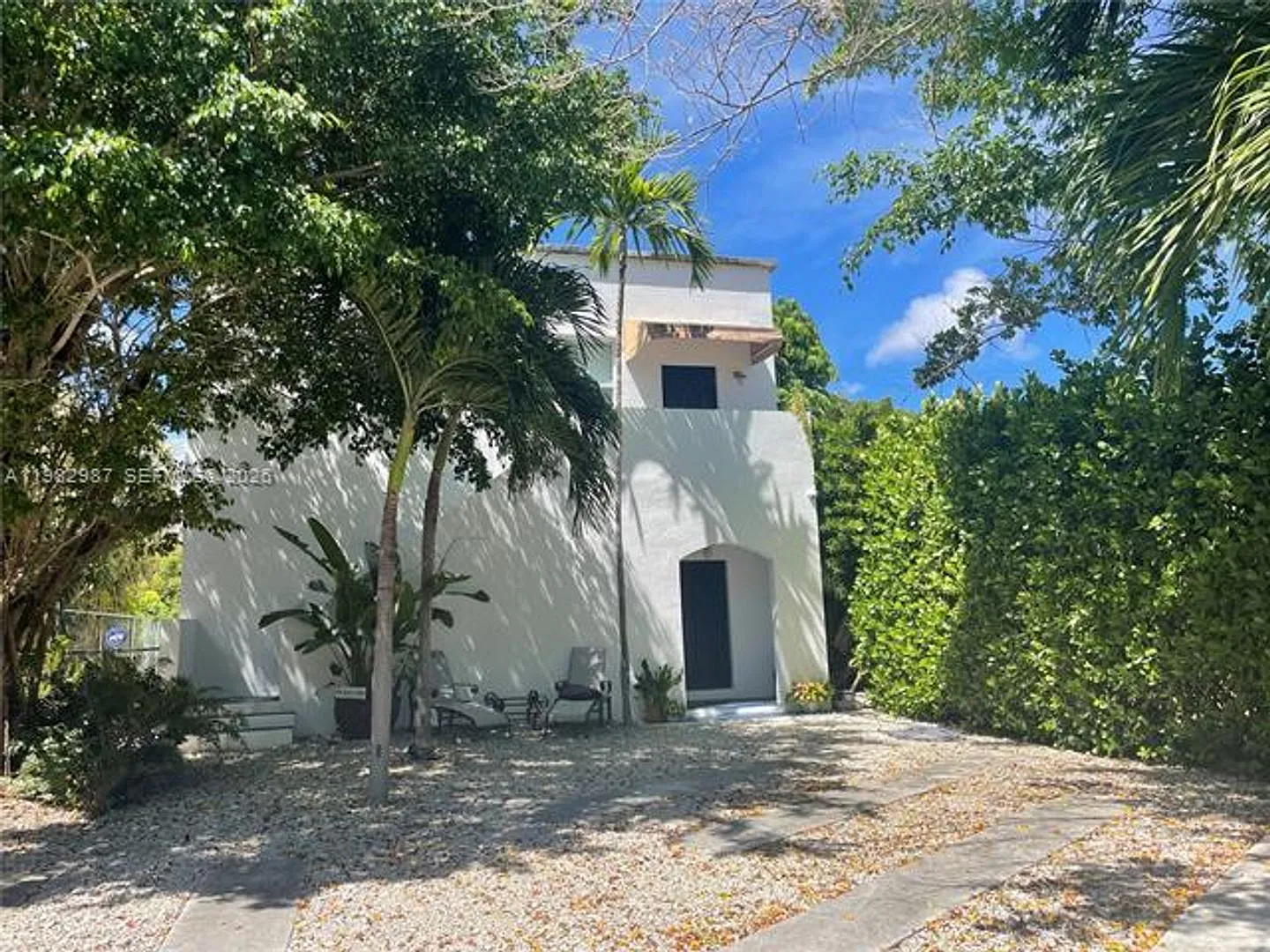 3421 SW 25th St # 3421, Miami, FL 33133 — Photo 3