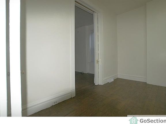 2nd image of 3929-3931 S Compton Ave