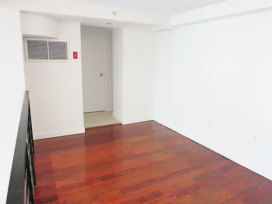 Sold by Brooklyn Heights Real Estate Inc | media 9