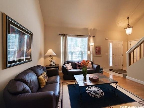 4th image of 873 E Forest Farm Cir