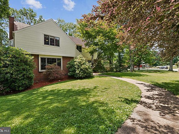 2nd image of 3585 W Windover Ct