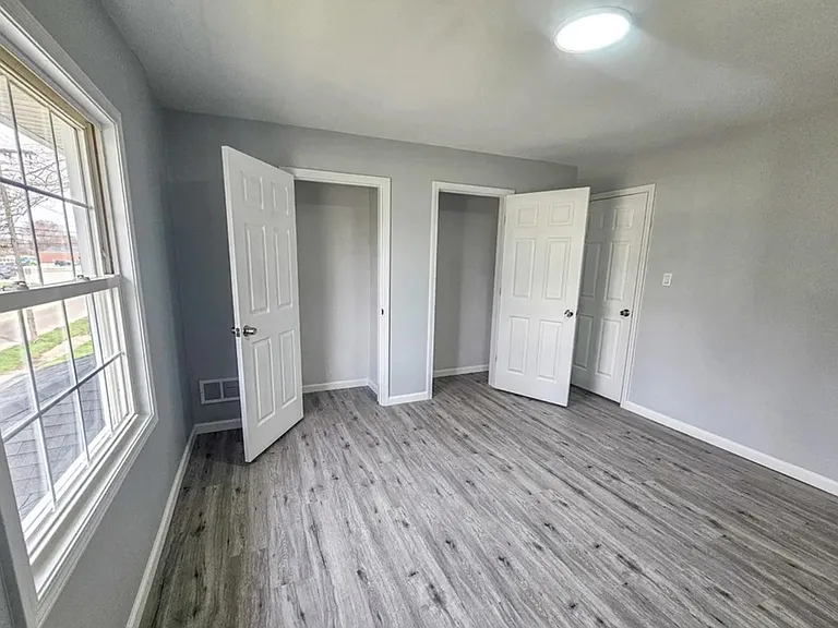 429 E Indianola Ave #2 — Photo 13