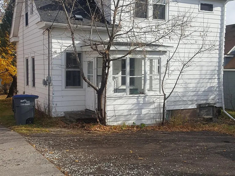 915 N 7th Ave E — Photo 19
