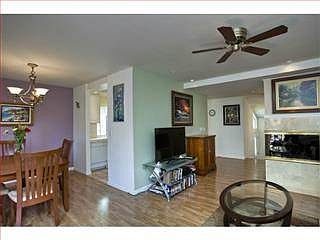 3rd image of 11 Buffalo Ct