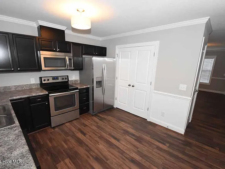 124 Chandler Dr #B — Photo 5