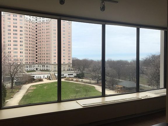 view of park and lake Michigan