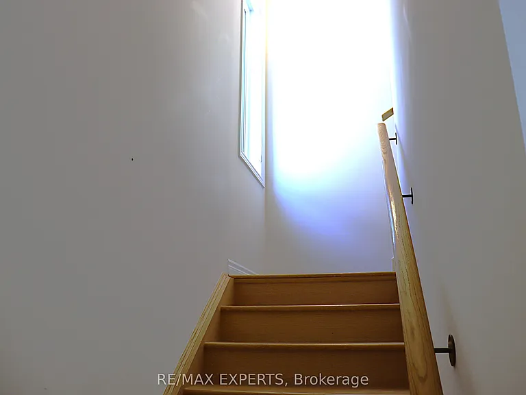 2265 Grainger Loop — Photo 16