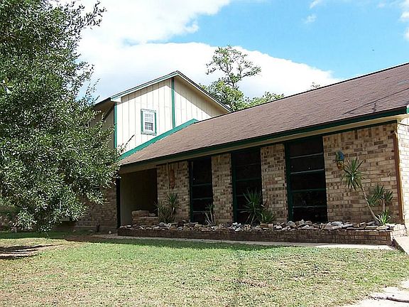 2nd image of 560 County Road 949j