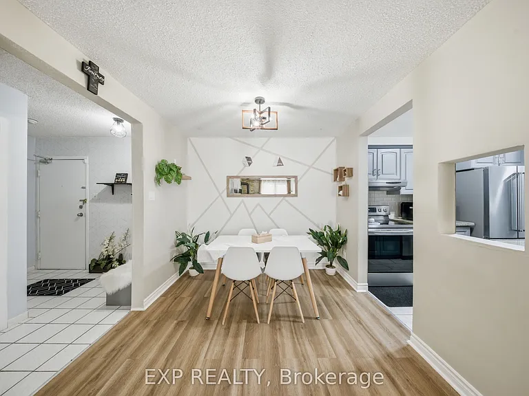 1096 Jalna Blvd #28 — Photo 8
