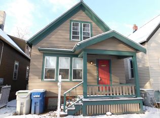 2431 N Bartlett Ave, Milwaukee, WI 53211