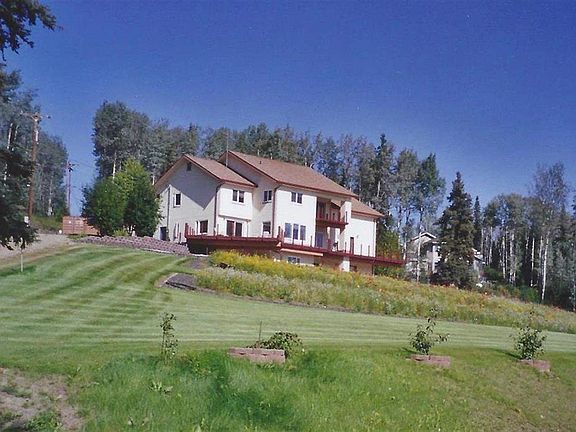 4th image of 451 Crestmont Dr