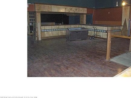 2nd image of 41 Washington St