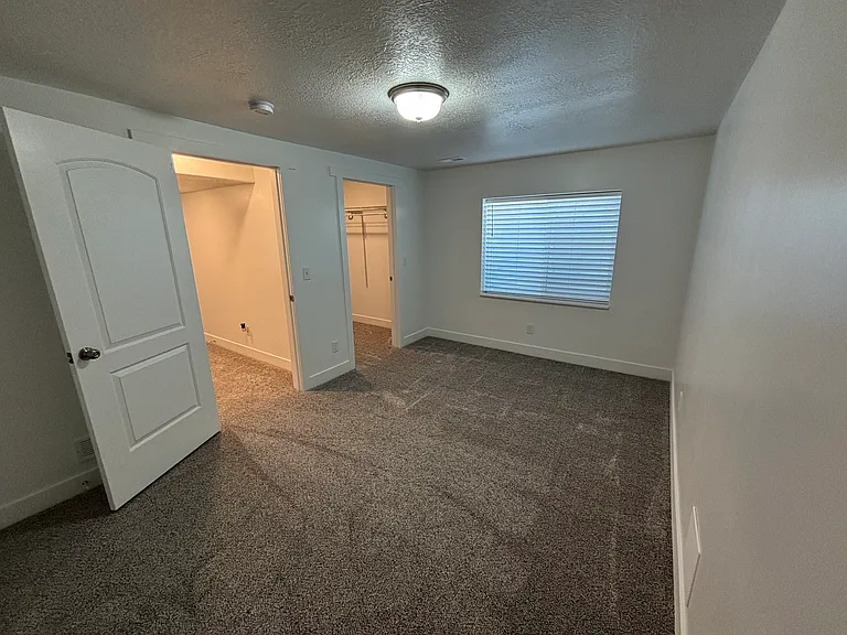 188 E Bruin Dr #BASEMENT — Photo 23