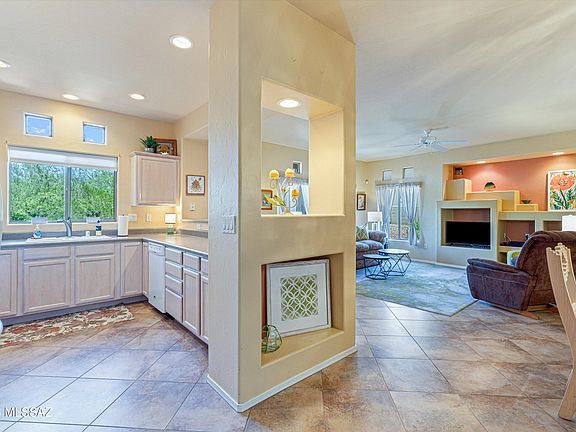 2nd image of 655 W Vistoso Highlands Dr